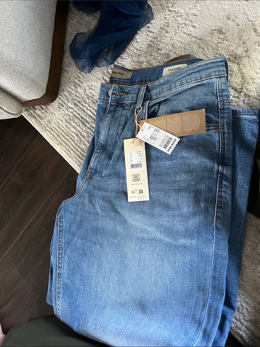 Relaxed Fit Men's Denim Jeans in Light Blue - Casual Everyday